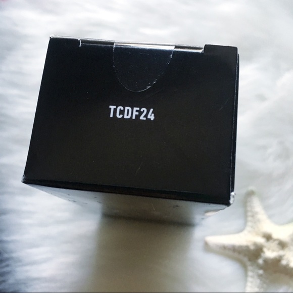 NYX Total Control Drop Foundation 24 DEEP ESPRESSO - Picture 7 of 7